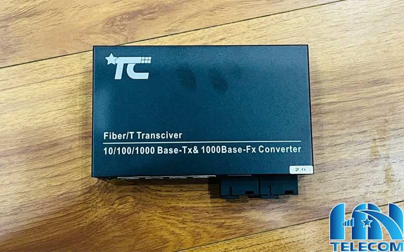 Switch-quang-4-RJ45+2-cổng-quang-SC-101001000M-TC-2F4G-1000-2